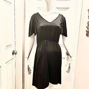 Vero Moda Black Mini Dress Short Sleeve V Neck Size M